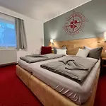 Fliegerhaeusle 24h Self Check In 3* Хагнау