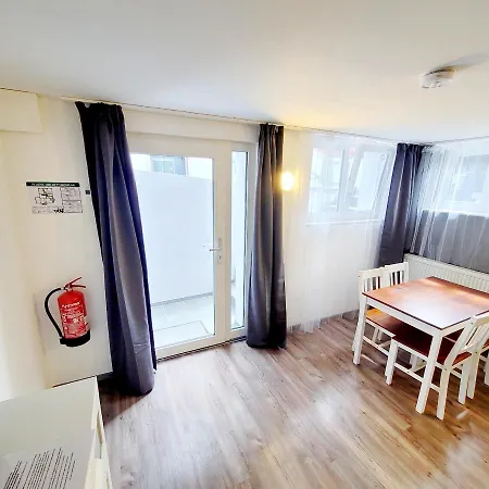 Fliegerhaeusle 24h Self Check In 3*