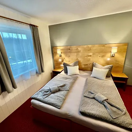 Inn Fliegerhaeusle 24h Self Check In 3*