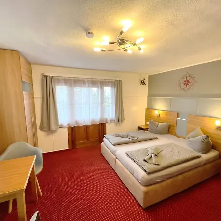 Fliegerhaeusle 24h Self Check In Inn 3*