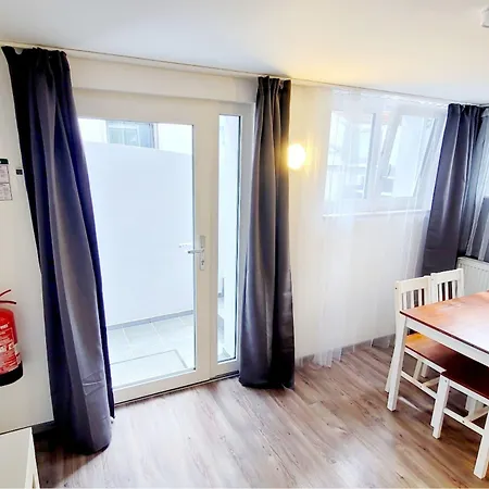 Fliegerhaeusle 24h Self Check In Inn