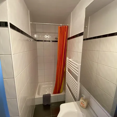 Fliegerhaeusle 24h Self Check In Inn 3*