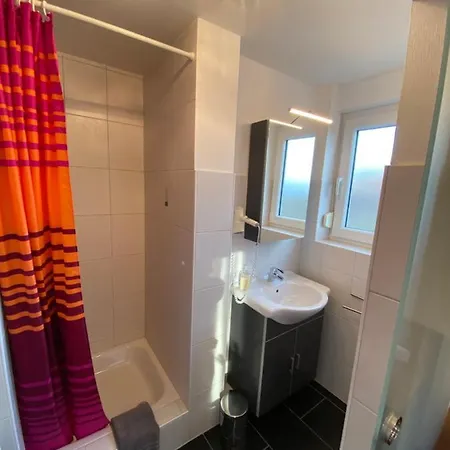 Fliegerhaeusle 24h Self Check In Inn