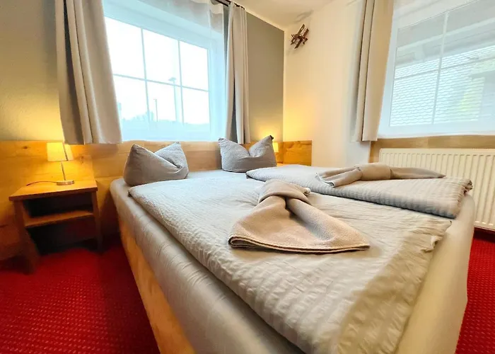 Fliegerhaeusle 24h Self Check In 3*